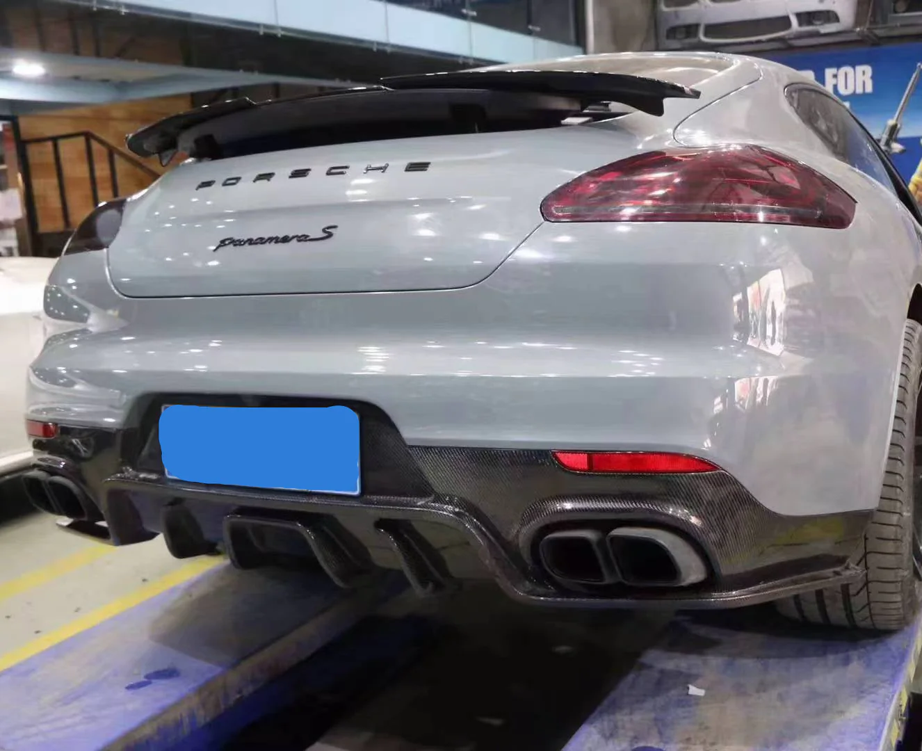 Aero Republic Rear Diffuser for Porsche Panamera 970 970.1 970.2 2/4/4S/GTS/Turbo/Turbo S 2010-2016 Carbon Fiber