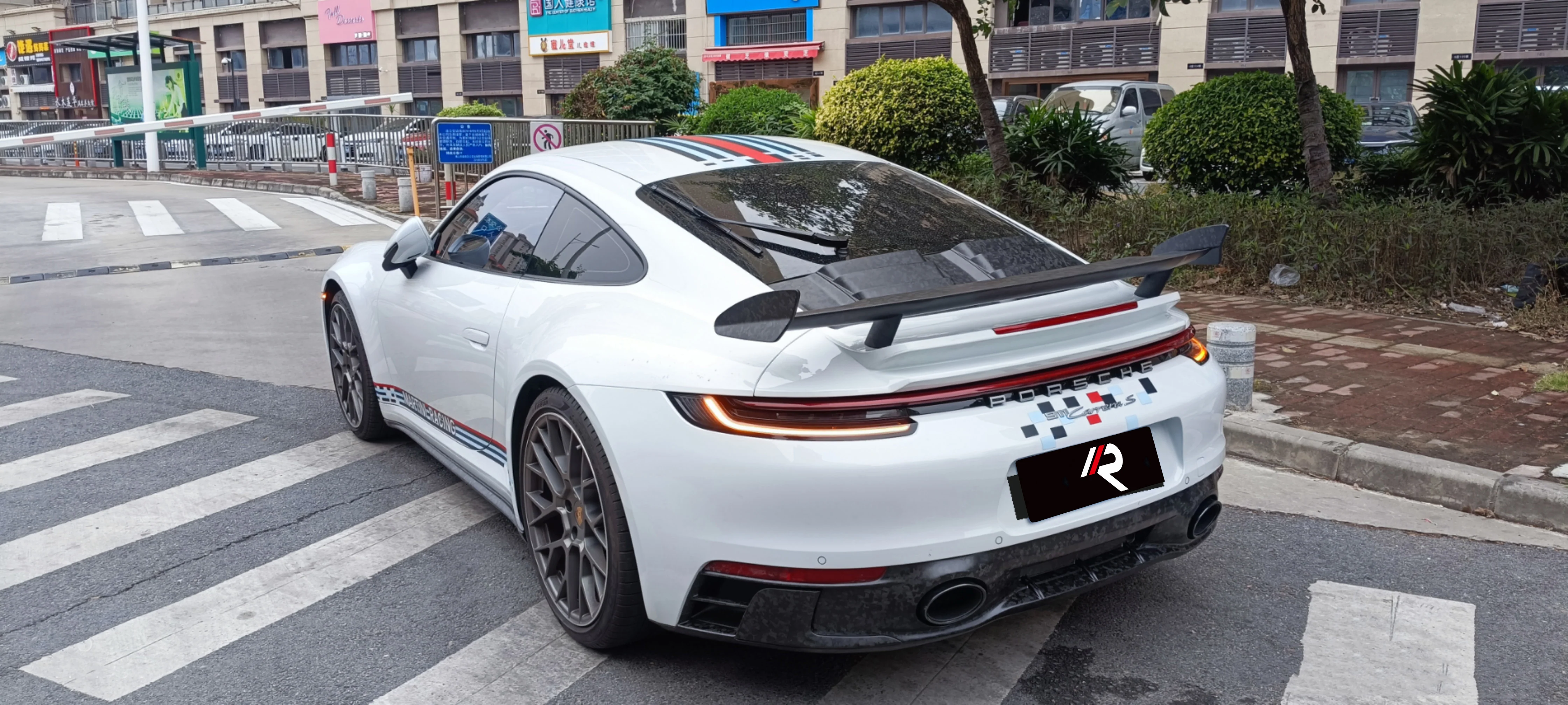 Aero Republic TC Stinger GTR Style Engine Lid Cover Replacement for Porsche 911 992.1 Carerra Targa 4S/GTS 2020-2024 Dry Pre-preg Carbon Fiber