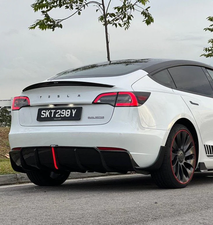 Karbel Carbon Rear Diffuser & Canards for Tesla Model 3 / Performance Pre-preg Carbon Fiber