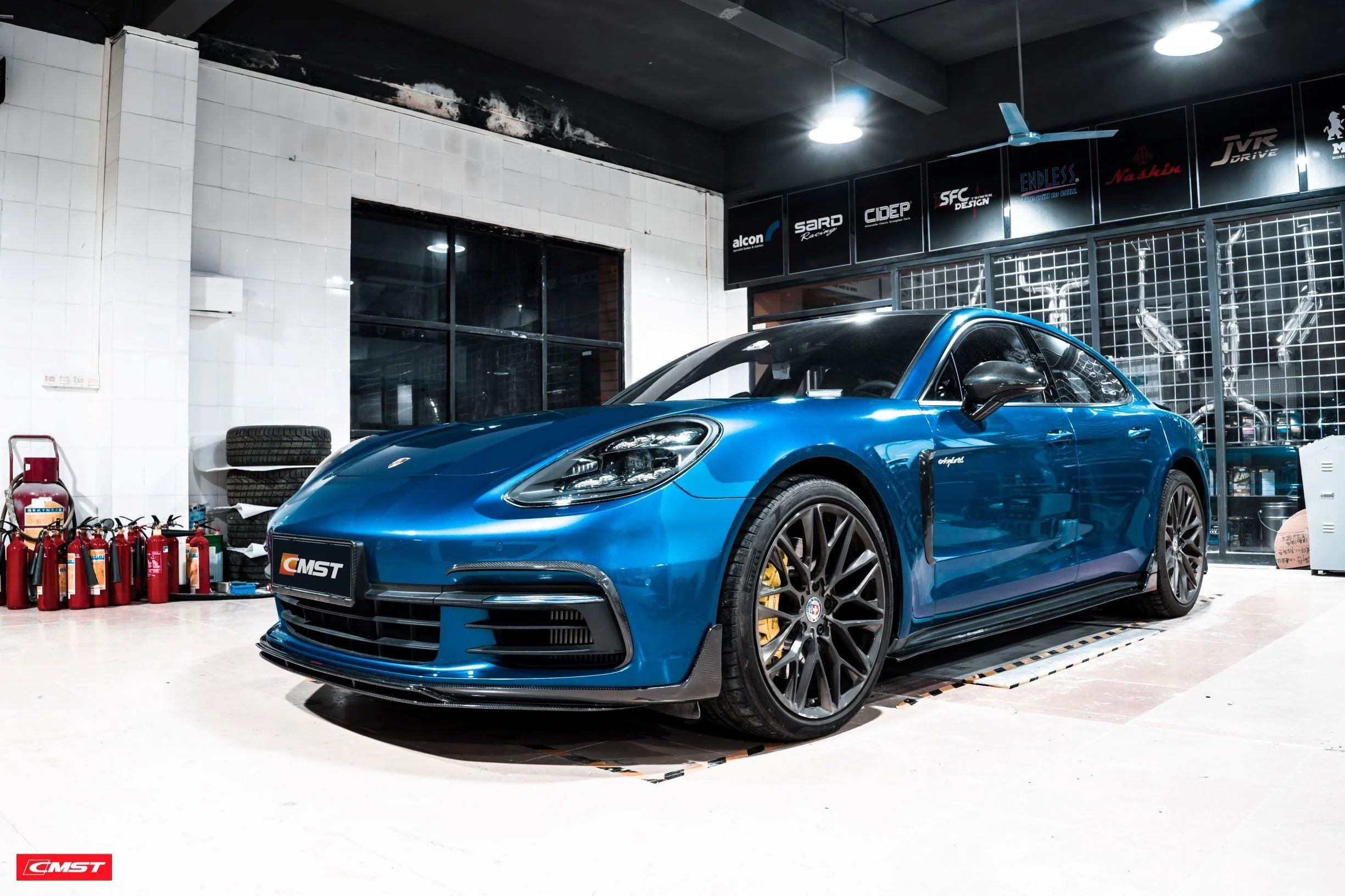 CMST Tuning V1 Side Skirts for Porsche Panamera 971 971.1 RWD 4S GTS Turbo S Carbon Fiber/FRP