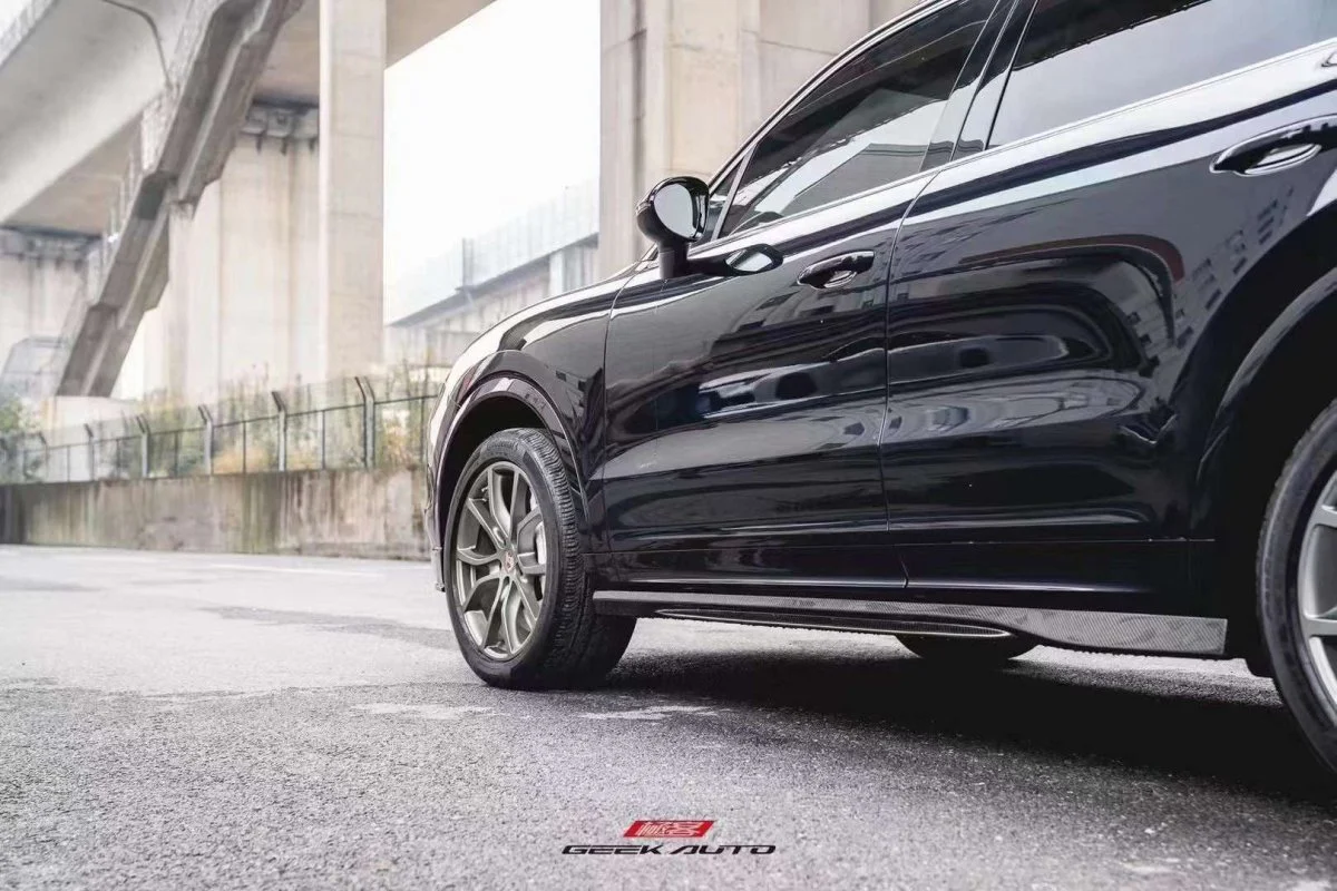 TAKD Carbon Side Skirts for Porsche Cayenne Base/E-Hybrid/S/Turbo/Turbo S/Turbo GT/GTS 9Y0 9Y3 Carbon Fiber