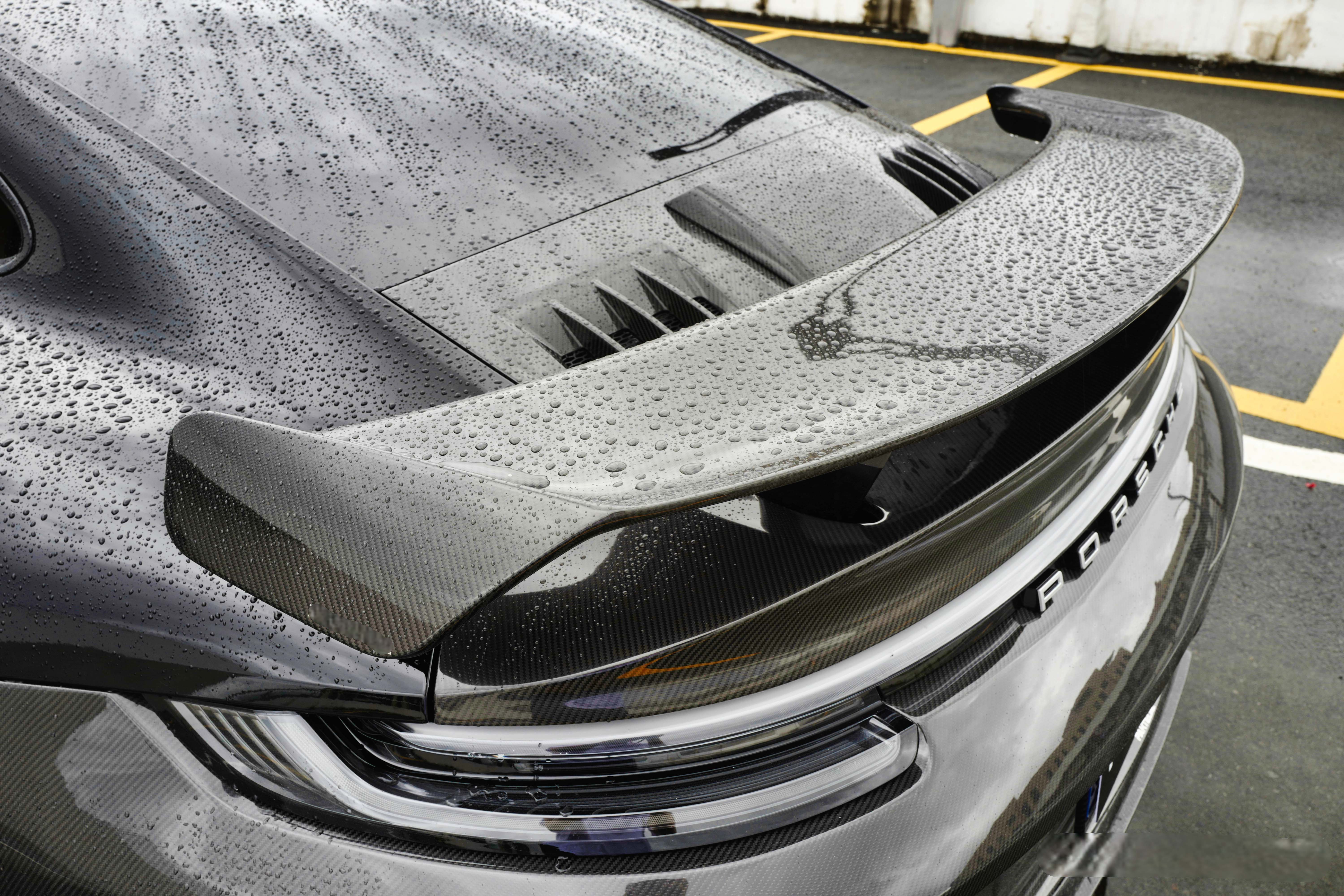 Ventus Veloce Engine Lid for Porsche 911 992.1 Turbo/Turbo S 2020-2025 Carbon Fiber