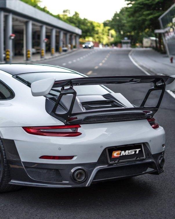CMST Tuning GT2RS 991.1 & 991.2 Rear Bumper & Diffuser for Porsche 991.1 991.2 911 Base/S/T Carbon Fiber/FRP