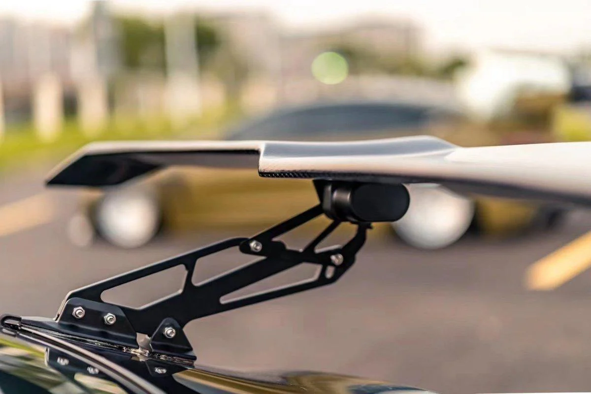 RCL Vista V1 Smart Active Aero Rear Spoiler Wing For Tesla Model 3 Carbon Fiber