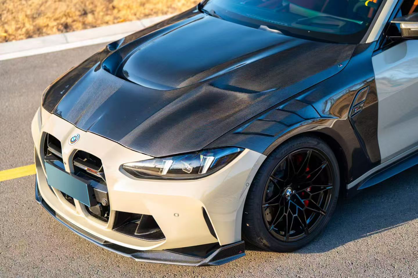 ArmorExtend ART Vented V3 Hood for BMW M3/CS/C G80 G81 & M4/CSL/CS/C G82 G83 Dry Pre-preg Carbon Fiber