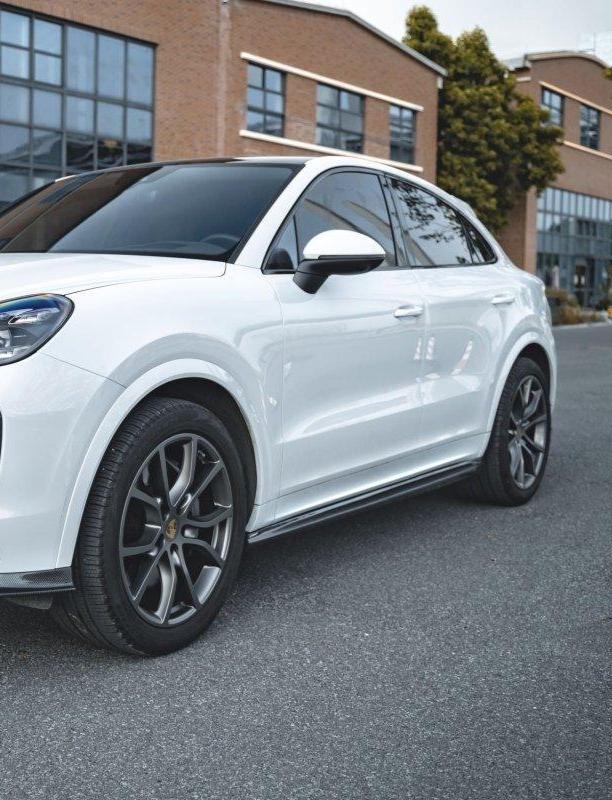 CMST Tuning Side Skirts for Porsche Cayenne 9Y0 9Y0.1 9Y0.2 9Y3 9Y3.1 9Y3.2 Carbon Fiber/FRP