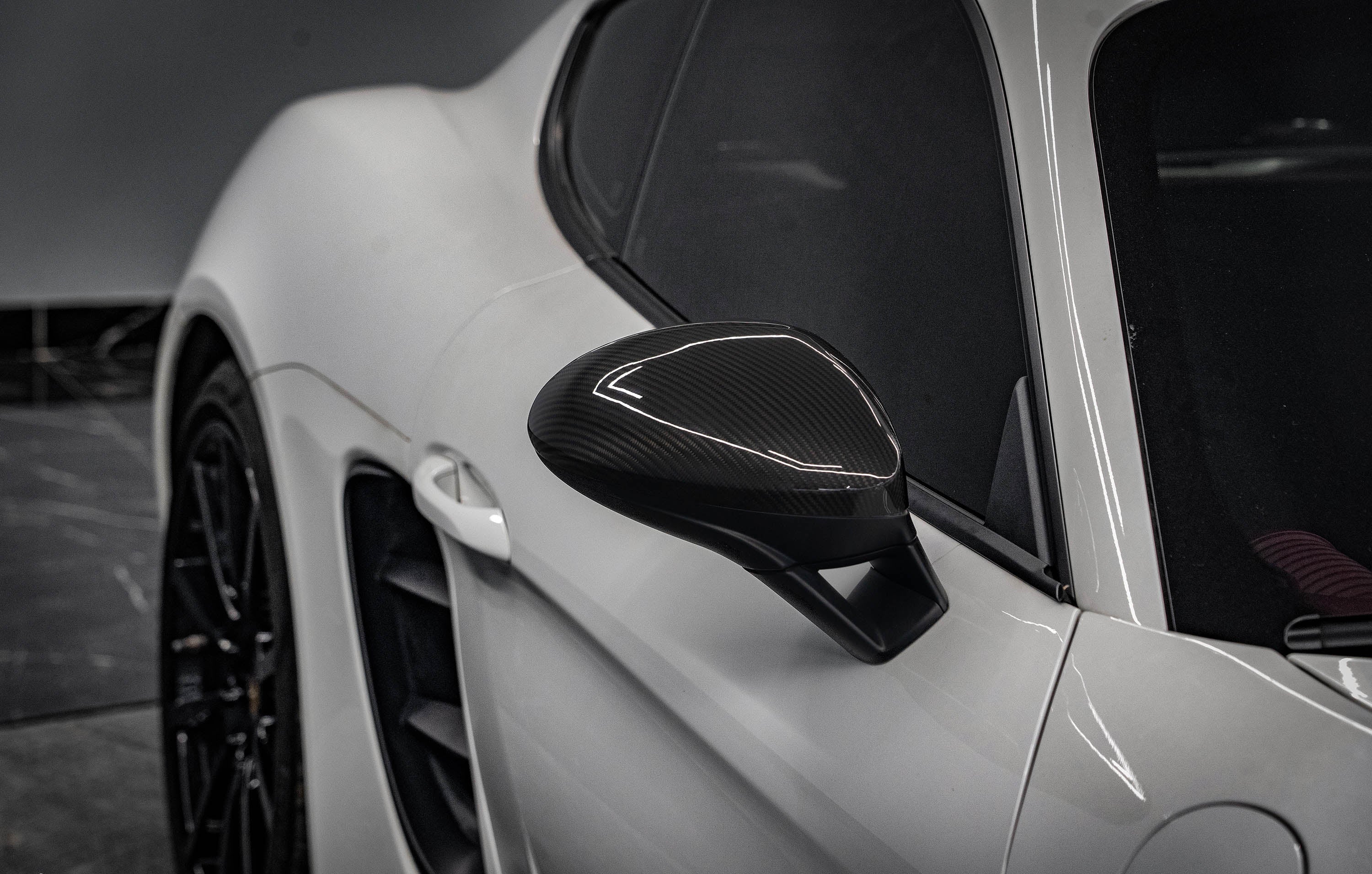 Aero Republic OE Style Replacement Mirror Caps for Porsche 718 Boxster & Cayman S/T/GTS Spyder RS/GT4RS LHD Carbon Fiber
