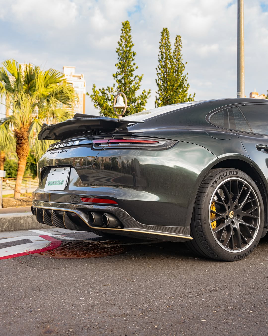 Aero Republic Man Style Rear Lip Spoiler for Porsche Panamera 971 971.1 971.2 2017-2023 Dry Pre-preg Carbon Fiber/FRP