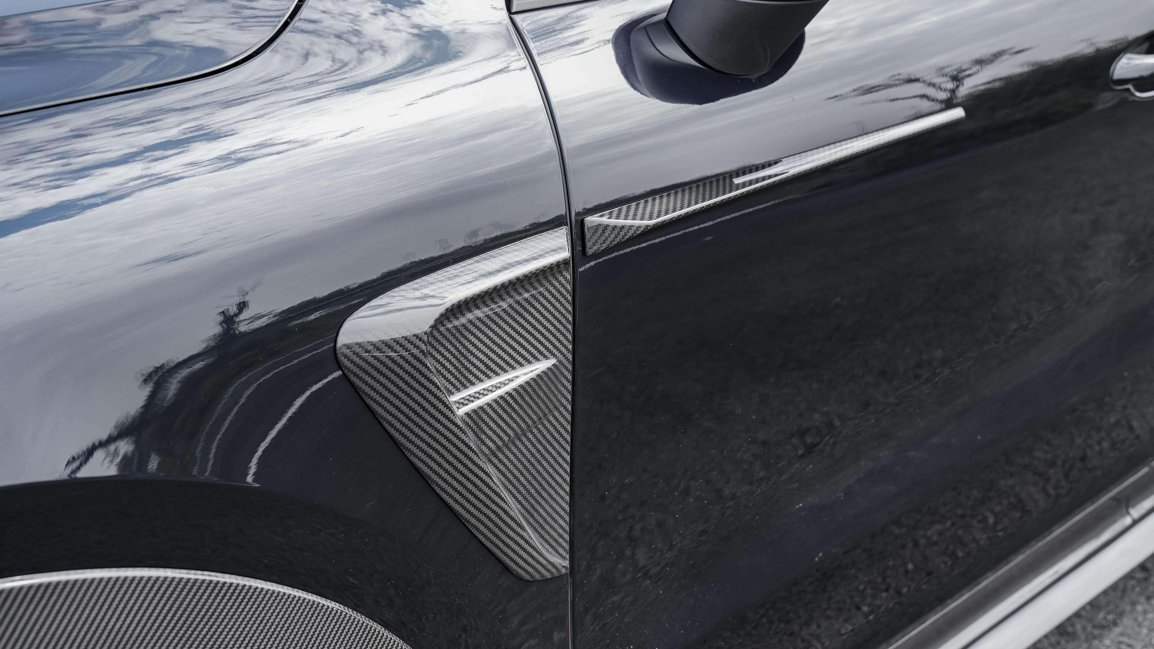 Ventus Veloce Fender Trims for Porsche Cayenne 9Y0 9Y0.1 9Y0.2 Coupe 9Y3 9Y3.1 9Y3.2 Turbo/E-Hybrid Carbon Fiber